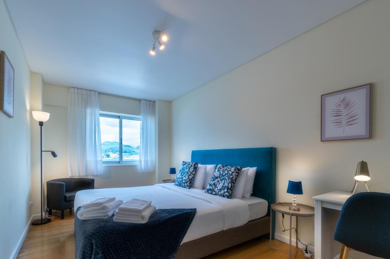 Atlantic Penthouse - City, Montain & Ocean - Free Parking Ponta Delgada Extérieur photo